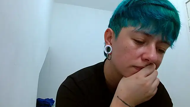 tomboyblue online show from 02-14-26, 04:04