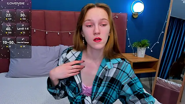 Snapshot of VanillaKelly chatting on 01-20-25, 01:18 VanillaKelly online show from 01-20-25, 01:18