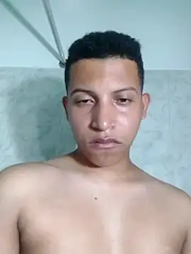 Fuenmayor40 online show from 12-22-25, 06:43