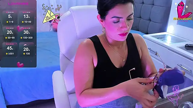 Snapshot of dahian_carter chatting on 12-20-24, 11:05 dahian carter online show from 12-20-24, 11:05