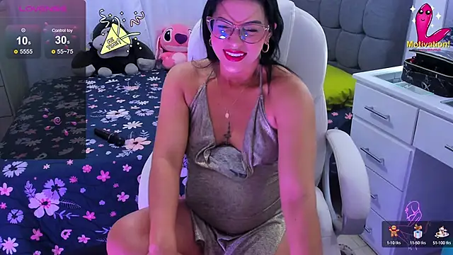 Snapshot of dahian_carter chatting on 12-29-24, 01:38 dahian carter online show from 12-29-24, 01:38