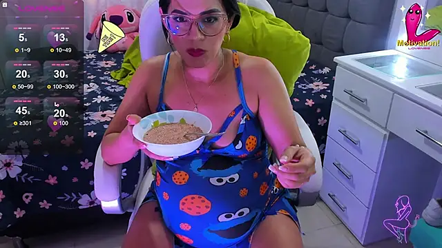 Snapshot of dahian_carter chatting on 01-07-25, 03:02 dahian carter online show from 01-07-25, 03:02