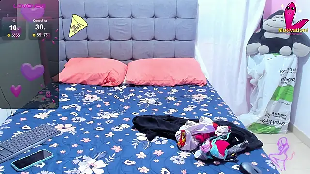 Snapshot of dahian_carter chatting on 01-19-25, 12:28 dahian carter online show from 01-19-25, 12:28