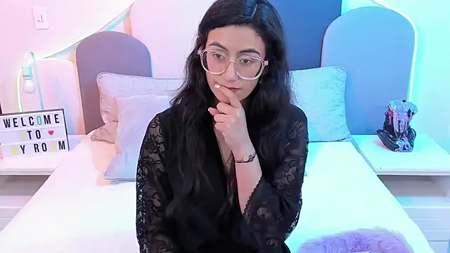 SophieGomez22 online show from 03-02-25, 05:25