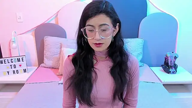 SophieGomez22 online show from 03-07-25, 11:29