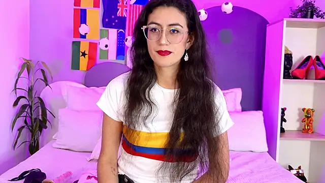 SophieGomez22 online show from 06-27-26, 11:37