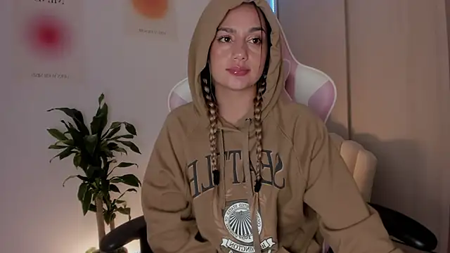 LittleSofia  online show from 01-02-25, 02:11