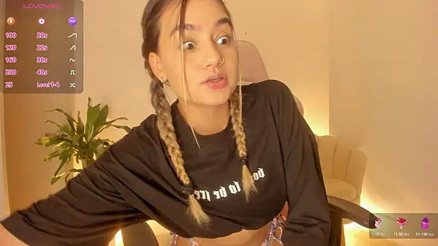 LittleSofia  online show from 11-04-25, 02:54