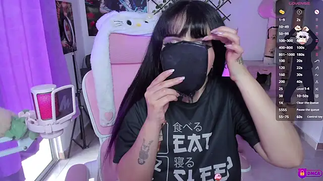 MaddyFooxx online show from 04-29-26, 10:27