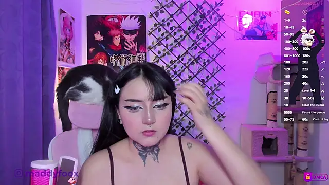 Snapshot of MaddyFooxx chatting on 05-02-26, 11:43 MaddyFooxx online show from 05-02-26, 11:43
