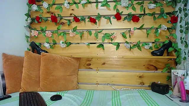 Snapshot of daniela_casallas_ chatting on 02-01-25, 05:37 daniela casallas online show from 02-01-25, 05:37