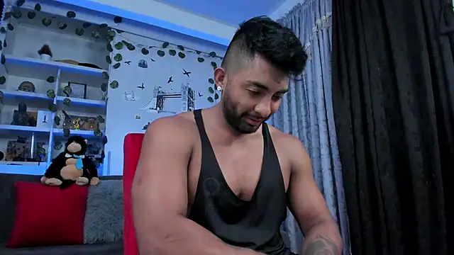 Snapshot of Couple_muscle1 chatting on 09-08-25, 09:58 Couple muscle1 online show from 09-08-25, 09:58