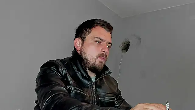 Snapshot of Master_Mark_Wayne chatting on 10-26-25, 12:11 Master Mark Wayne online show from 10-26-25, 12:11