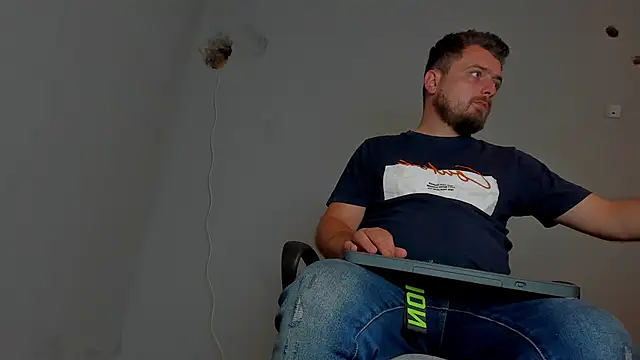 Snapshot of Master_Mark_Wayne chatting on 11-10-25, 07:02 Master Mark Wayne online show from 11-10-25, 07:02