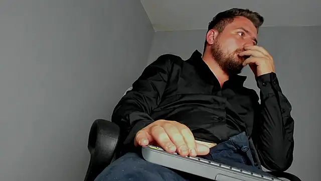 Snapshot of Master_Mark_Wayne chatting on 11-13-25, 12:31 Master Mark Wayne online show from 11-13-25, 12:31