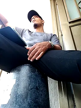 bonehur online show from 10-23-25, 09:02