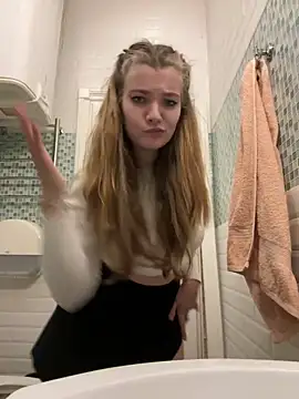 Snapshot of Holy_Tereza chatting on 12-11-24, 06:42 Holy Tereza online show from 12-11-24, 06:42