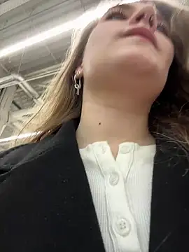 Snapshot of Holy_Tereza chatting on 01-18-25, 03:16 Holy Tereza online show from 01-18-25, 03:16