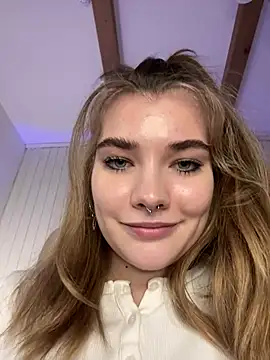 Snapshot of Holy_Tereza chatting on 01-29-25, 06:28 Holy Tereza online show from 01-29-25, 06:28