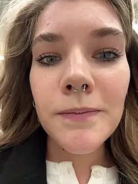 Snapshot of Holy_Tereza chatting on 02-23-25, 03:08 Holy Tereza online show from 02-23-25, 03:08