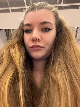 Snapshot of Holy_Tereza chatting on 02-03-26, 03:50 Holy Tereza online show from 02-03-26, 03:50