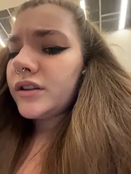 Snapshot of Holy_Tereza chatting on 02-17-26, 03:51 Holy Tereza online show from 02-17-26, 03:51