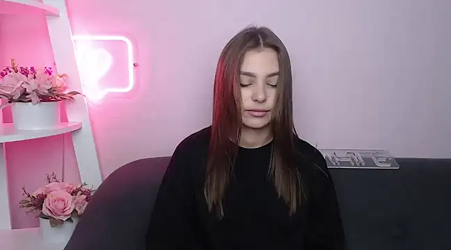 MilanaAngelAs online show from 03-04-25, 05:42