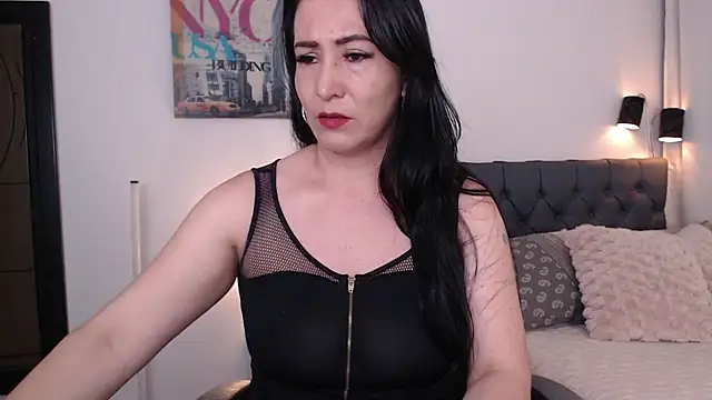 Snapshot of miawilson_1 chatting on 11-30-25, 02:04 miawilson 1 online show from 11-30-25, 02:04