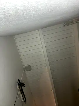 Snapshot of Papinine6 chatting on 11-01-25, 03:52 Papinine6 online show from 11-01-25, 03:52