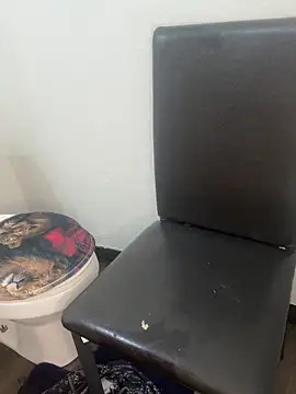 Snapshot of Papinine6 chatting on 11-16-25, 08:31 Papinine6 online show from 11-16-25, 08:31