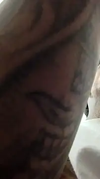 Snapshot of Papinine6 chatting on 11-22-25, 01:59 Papinine6 online show from 11-22-25, 01:59