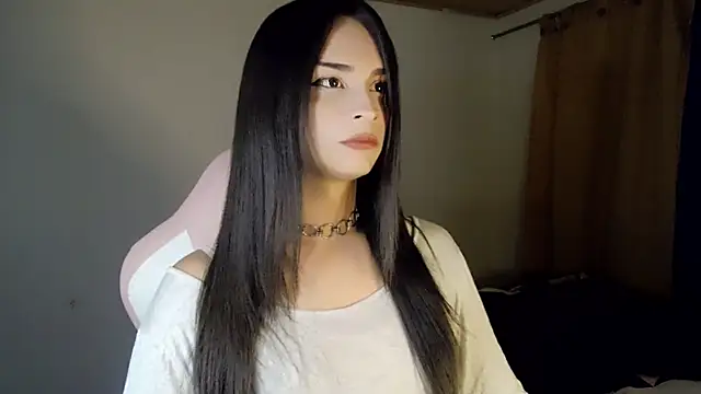 Snapshot of Dollbehavior_ chatting on 02-14-26, 06:10 Dollbehavior online show from 02-14-26, 06:10