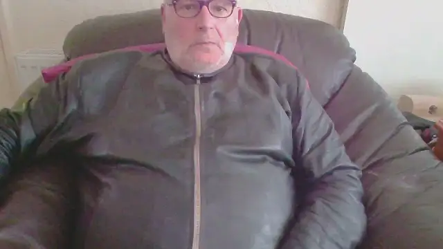 Leatherman63 online show from 07-01-26, 01:24