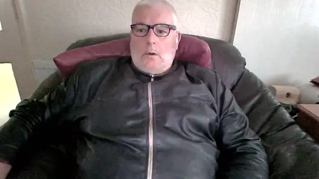 Leatherman63 online show from 07-22-26, 05:54