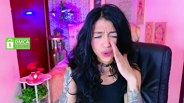 Snapshot of REDHOTTER_ chatting on 09-16-25, 07:48 REDHOTTER online show from 09-16-25, 07:48