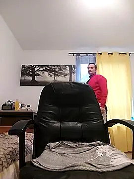 Snapshot of denis99tff chatting on 11-15-25, 10:45 denis99tff online show from 11-15-25, 10:45