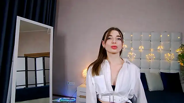 Snapshot of NicoleRosss chatting on 01-30-25, 02:58 NicoleRosss online show from 01-30-25, 02:58