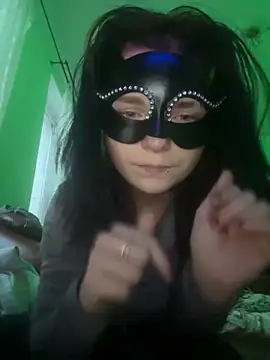Snapshot of _xPani_x2 chatting on 11-24-25, 02:50 xPani x2 online show from 11-24-25, 02:50