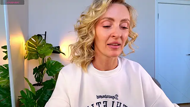 sexuallycorrecte online show from 05-25-26, 07:14