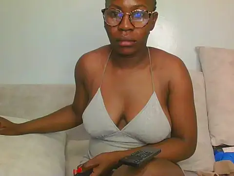 lisaa544 online show from 07-18-26, 03:44