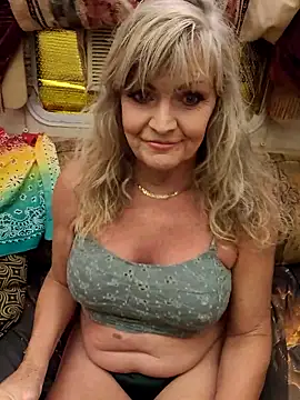 annika lately online show from 03-18-26, 02:47