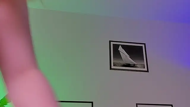 Snapshot of Tori_the_witch chatting on 03-15-25, 02:34 Tori the witch online show from 03-15-25, 02:34