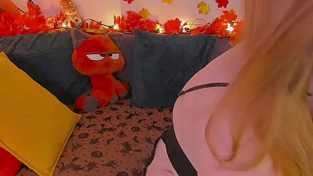 Tori the witch online show from 11-02-25, 08:06