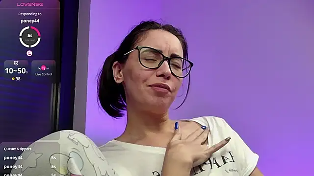 Snapshot of RitaSonnet chatting on 01-24-25, 04:17 RitaSonnet online show from 01-24-25, 04:17