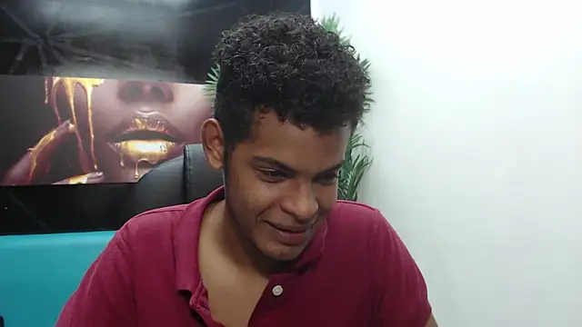 Snapshot of boylittle19cm chatting on 03-12-25, 12:36 boylittle19cm online show from 03-12-25, 12:36