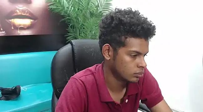 Snapshot of boylittle19cm chatting on 03-14-25, 03:47 boylittle19cm online show from 03-14-25, 03:47