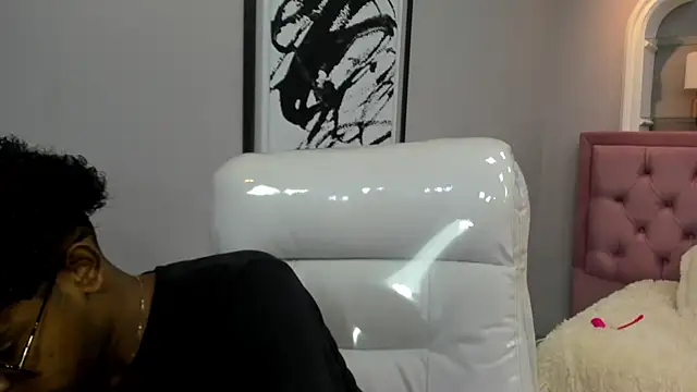 Snapshot of boylittle19cm chatting on 11-19-25, 12:27 boylittle19cm online show from 11-19-25, 12:27