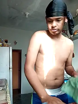 Snapshot of boylittle19cm chatting on 01-31-26, 09:02 boylittle19cm online show from 01-31-26, 09:02