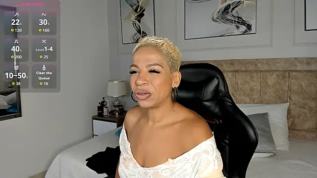 summer night  online show from 12-18-25, 11:38