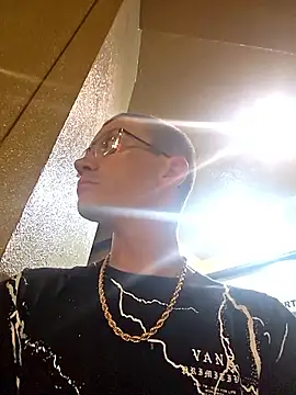 Snapshot of Hatchetwound6969 chatting on 03-21-26, 07:46 Hatchetwound6969 online show from 03-21-26, 07:46